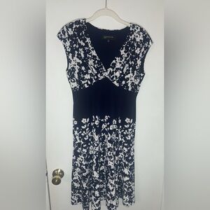Jones New York Navy and White Dress